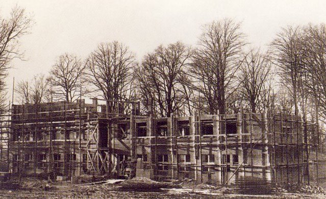 budowa budynku internatu r 1951