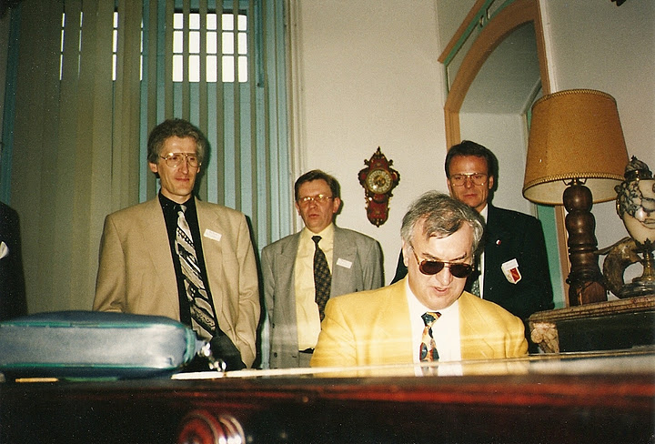 1° mai 1997, Dans le Salon du Château (Photo R. Kowalski)
