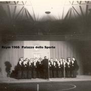 Rome mai 1966, Chorale au Palais des Sports détail (