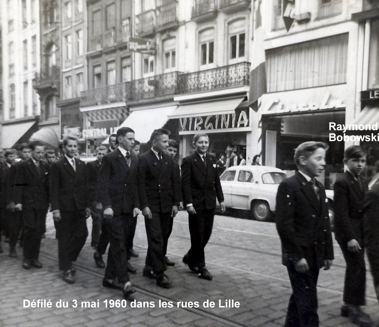 Défilé dans les rues de Lille le 3 mai 1960