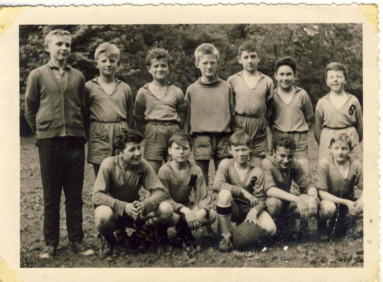 Equipe minimes 1963(PhotoRené Zalisz) Internat Saint Casimir 