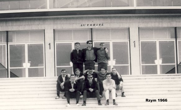 Rome mai 1966, Palais des Glaces  détail2 (