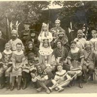 Troupe théatrale Années 50 photo R. Kowalski